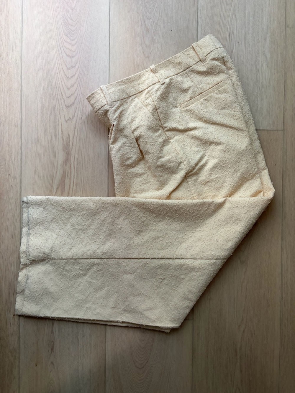 H&M Wide-Leg High-Waist Pleated Pants in Light Beige - Picture 3 of 5